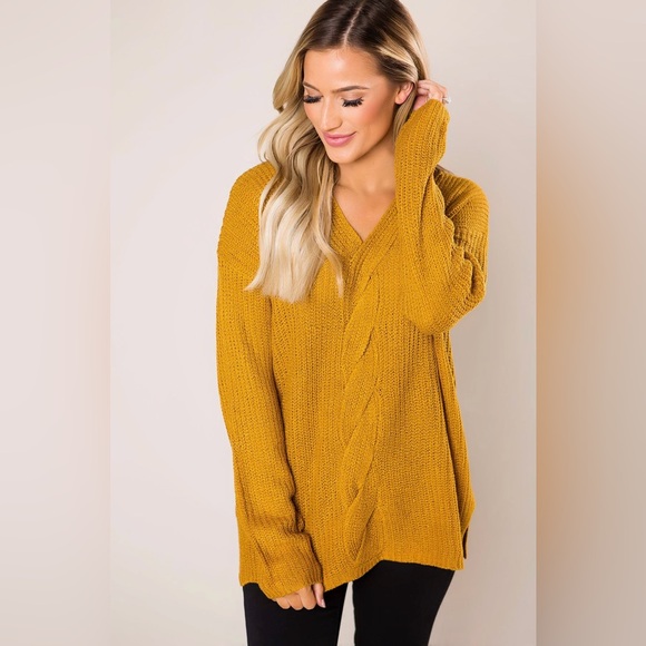 NWT Mustard Yellow Gold Cable Knit Sweater - Picture 4 of 8